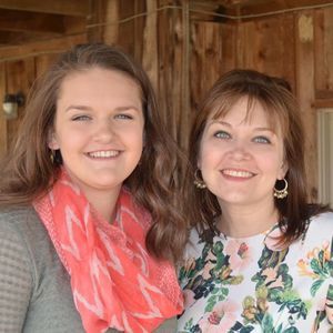 Meet your Posher, Crystal